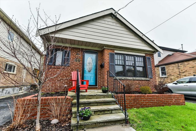 44 Avalon Boulevard