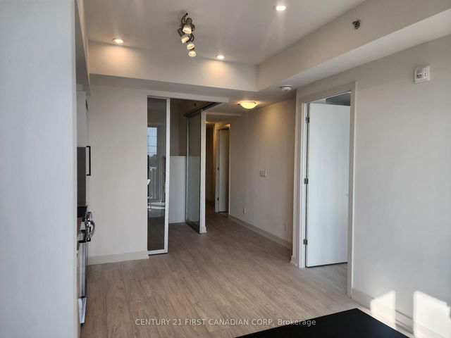 422 - 90 Glen Everest Rd Road S E