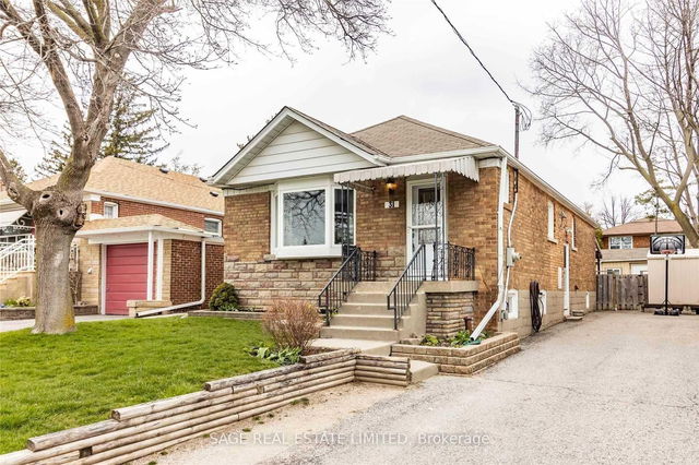 Upper - 31 Rensburg Drive