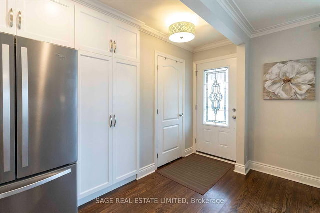 Upper - 31 Rensburg Drive