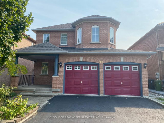 44 Candlebrook Crescent