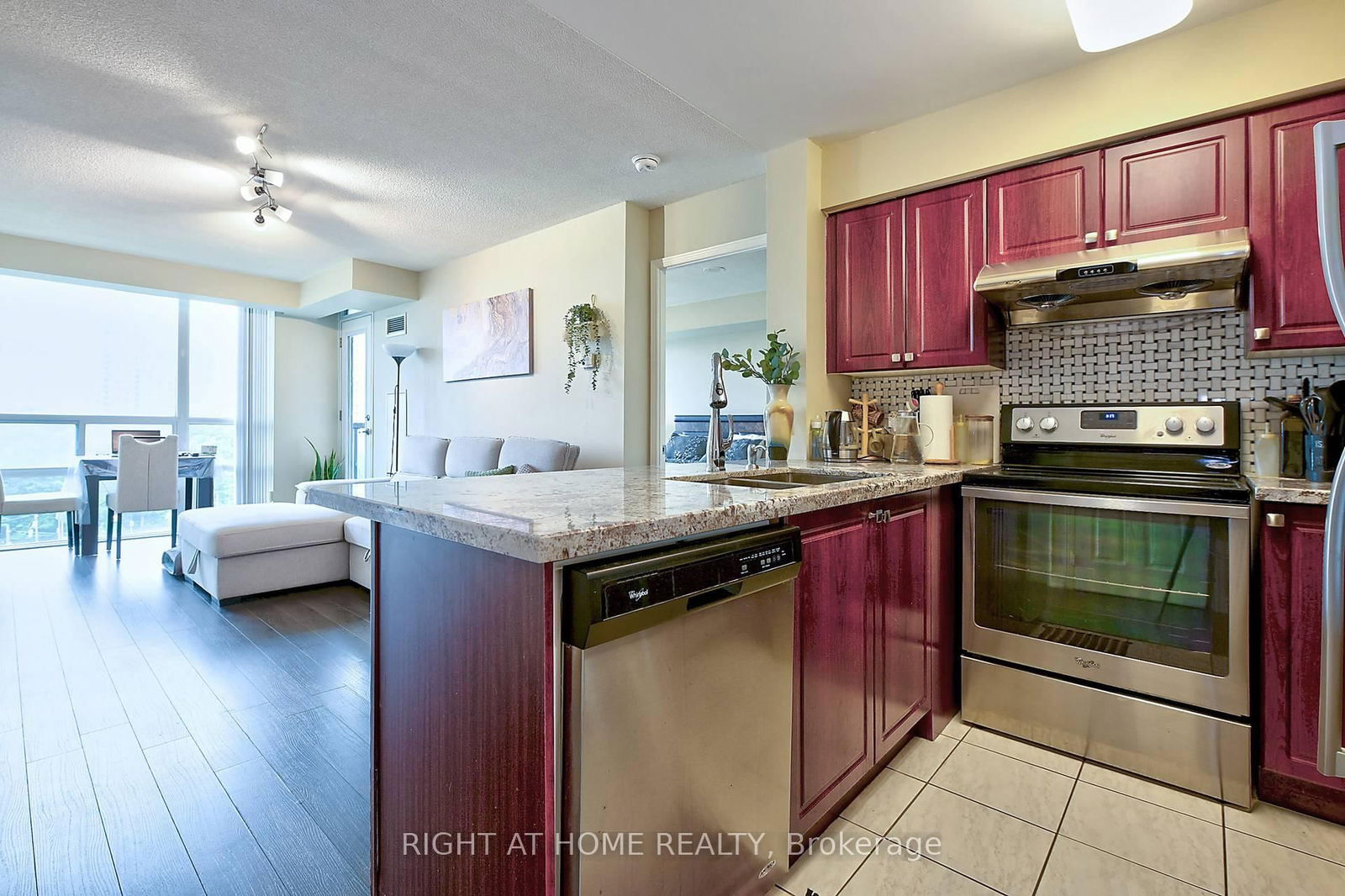 Condo for sale at 1612-68 Grangeway Avenue, Toronto, Woburn, M1H 0A1 - MLS: E12209122