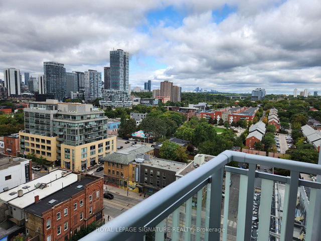 1205 - 45 Baseball Place