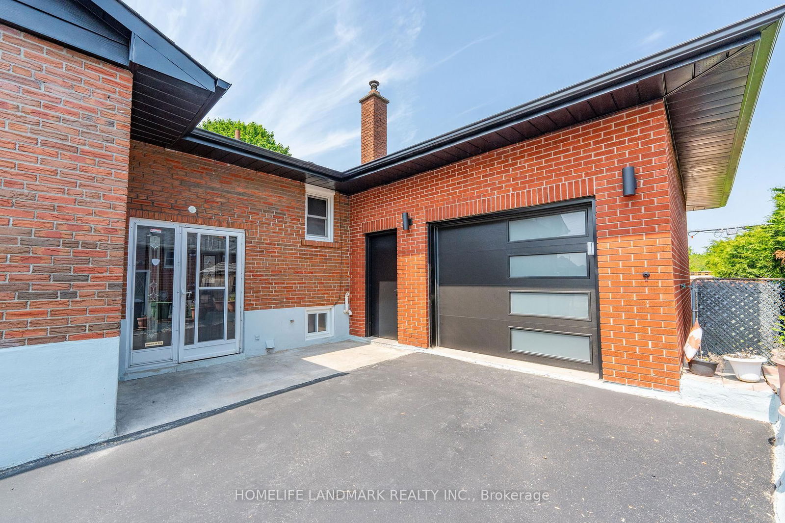 Detached House for sale at 102 Jarwick Drive, Toronto, Woburn, M1H 2H4 - MLS: E12209453