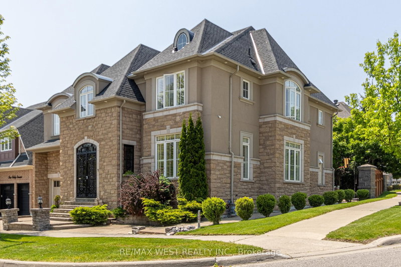 2 Dolby Cres, Ajax, L1Z 0E1 | Image 3