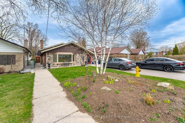 Bsmt - 7 Bonnechere Crescent
