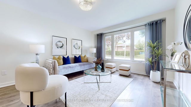 6 Queenscourt Drive
