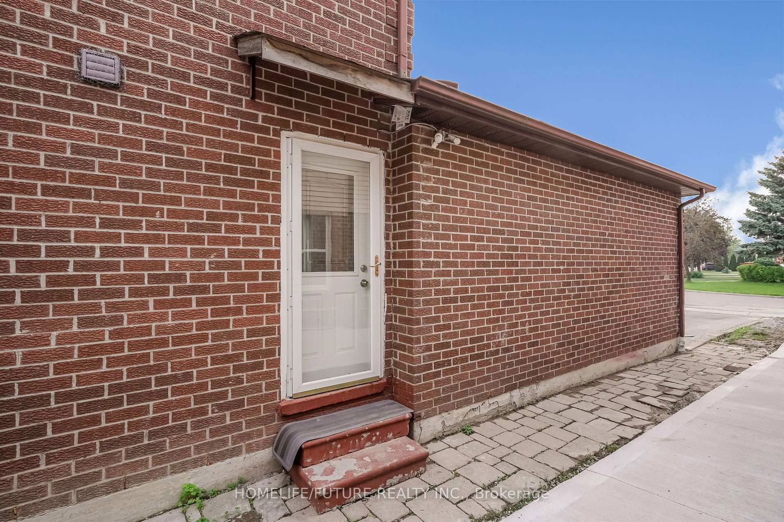 Detached House for sale at 47 Carisbrooke Square, Toronto, Malvern, M1B 4M5 - MLS: E12210823