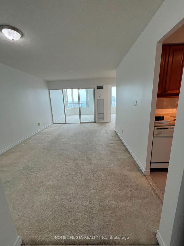 2835 - 68 Corporate Drive