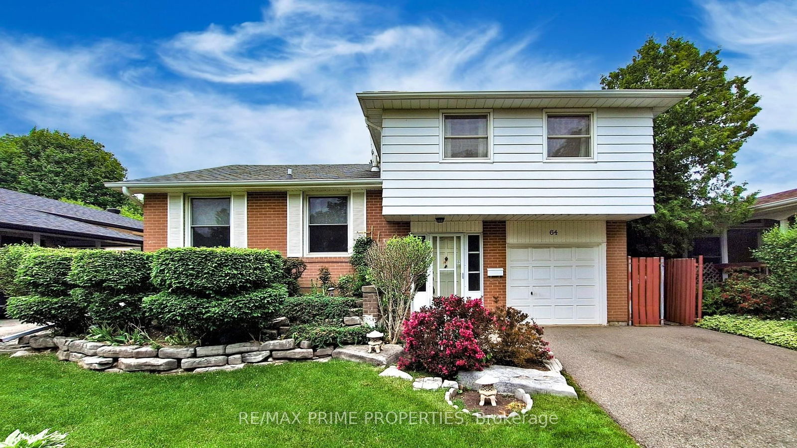 Detached House for sale at 64 Highcourt Crescent, Toronto, Woburn, M1H 2L8 - MLS: E12211129
