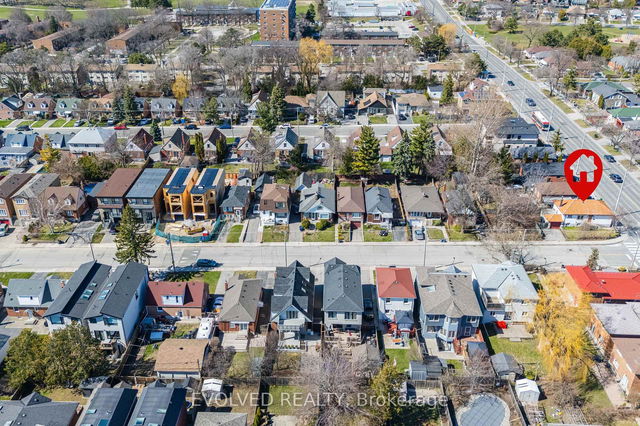 1338 Victoria Park Avenue
