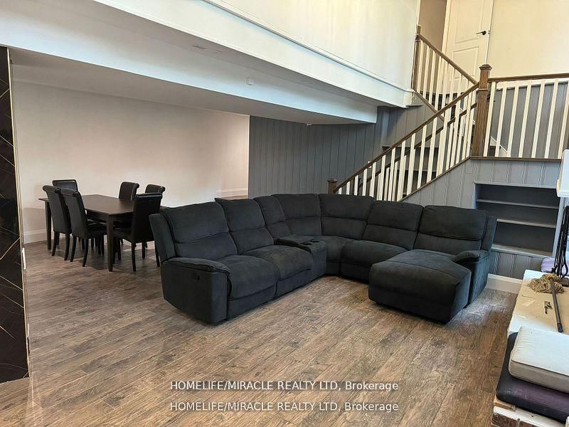 Listing Image 20
