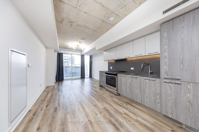 423 - 30 Baseball Place