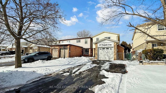 27 Granada Crescent