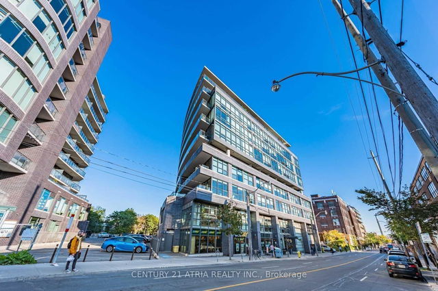 802 - 319 Carlaw Avenue