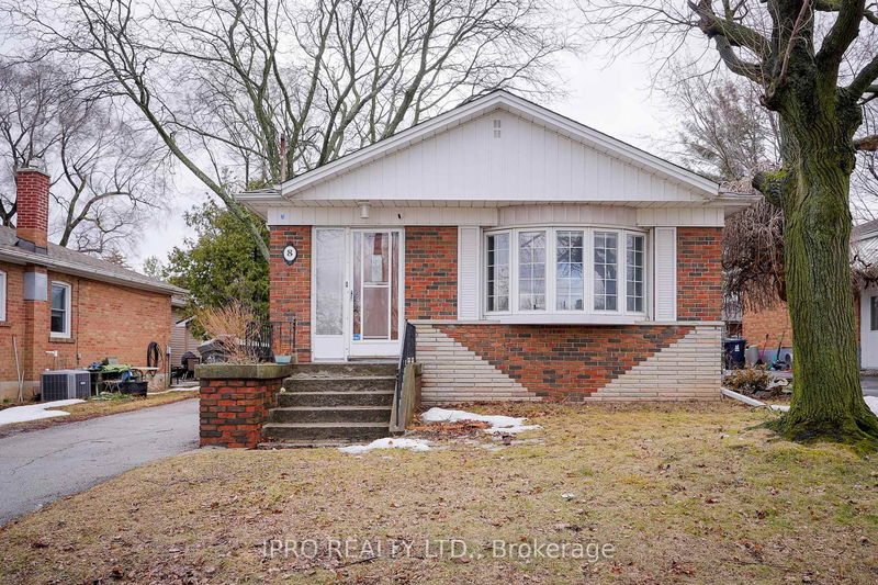 8 Chandler Dr, Toronto - Woburn image-0-0