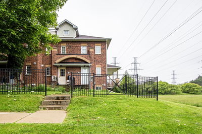 Unit 23 — 2 Hedge End Rd, Toronto - Rouge E11 image-0-4