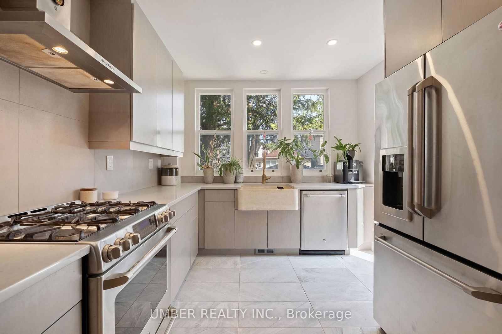 Property at 770 Sammon