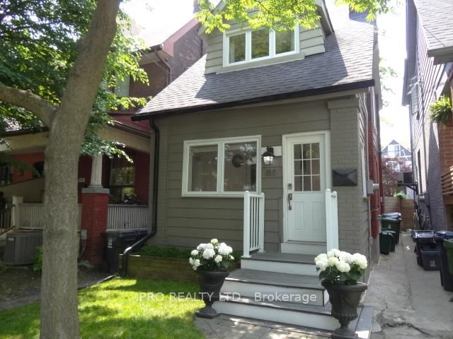 Detached House for sale at 86 Bertmount Avenue, Toronto, South Riverdale, M4M 2X9 - MLS: E12215109