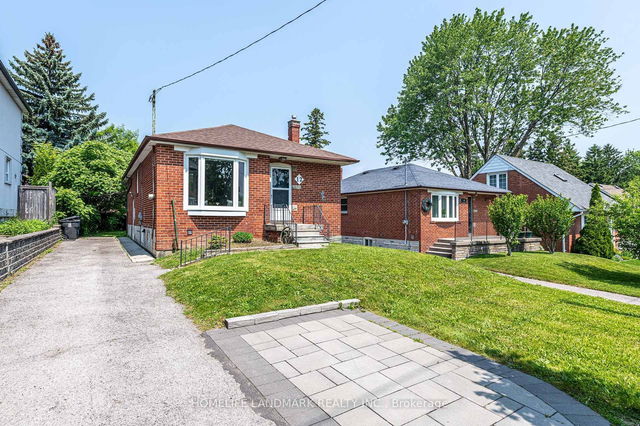 12 Bayard Avenue