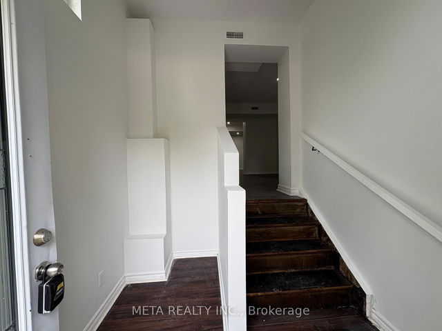 Main Floor - 35 Duncombe Boulevard