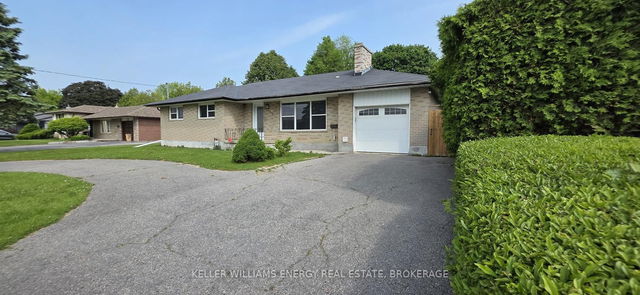 upper - 316 Rossland Road W