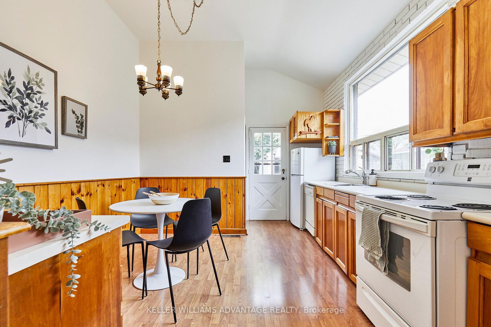 Detached House for sale at 25 Farmbrook Road, Toronto, Woburn, M1J 2S3 - MLS: E12216004