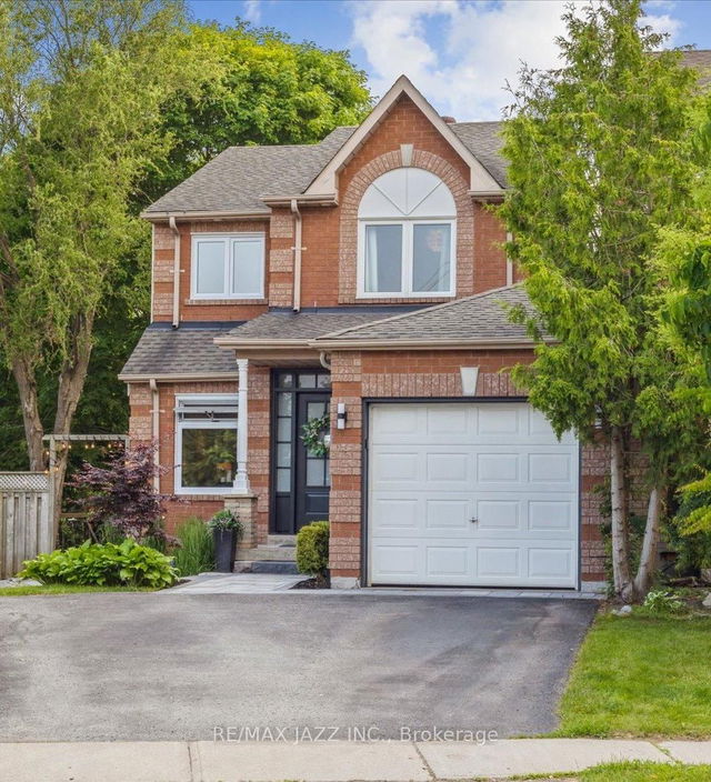 65 Fry Crescent