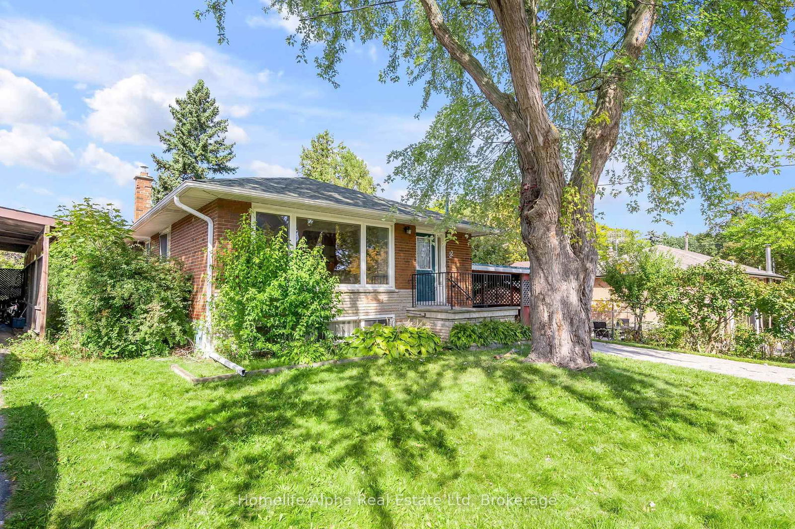 Detached House for sale at 22 Denver Place, Toronto, Woburn, M1H 2P1 - MLS: E12216142