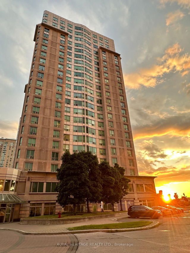 2110 - 18 Lee Centre Drive