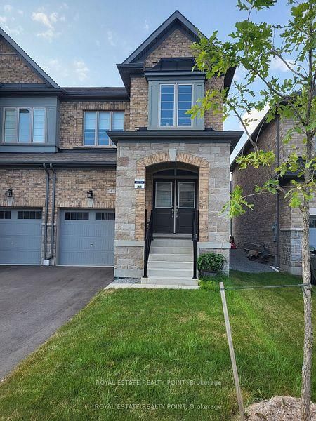 4 Conarty Crescent