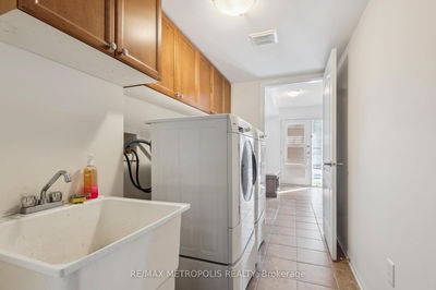 54 Howe Ave, Toronto - Clairlea-Birchmount image-0-4