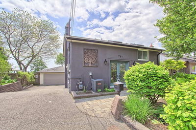 781 Stone St, Oshawa - Lakeview
