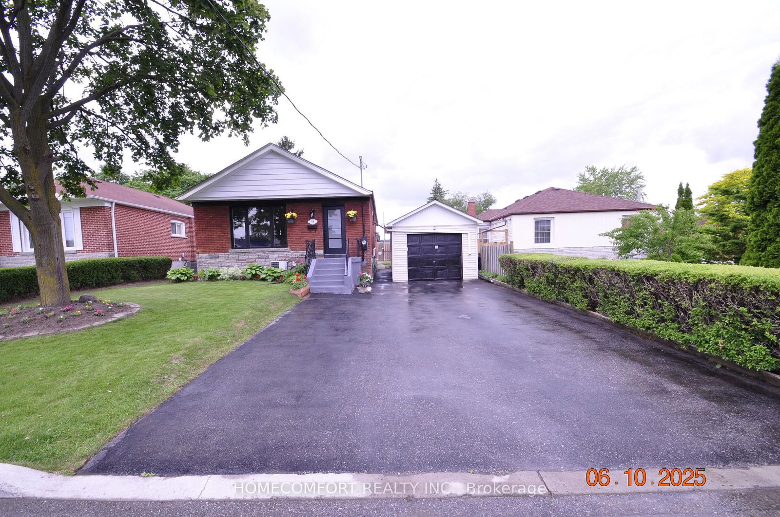 Detached House for sale at 34 Crosland Drive, Toronto, Wexford-Maryvale, M1R 4M8 - MLS: E12217992