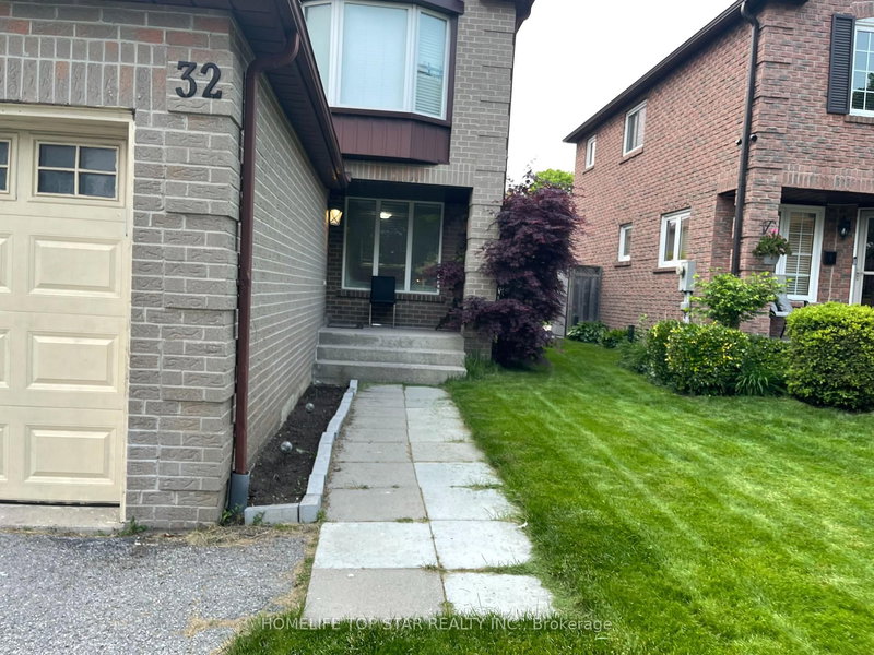 32 Millington Cres, Ajax, L1T 1R3 | Image 3