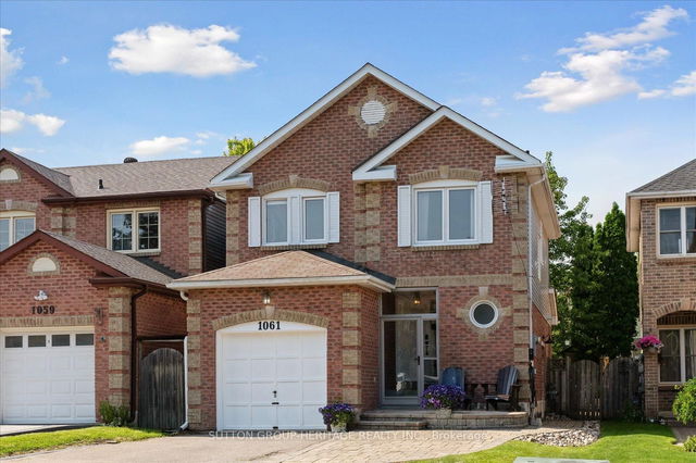 1061 Rowntree Crescent
