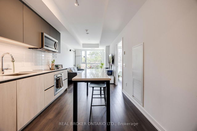334 - 150 Logan Avenue
