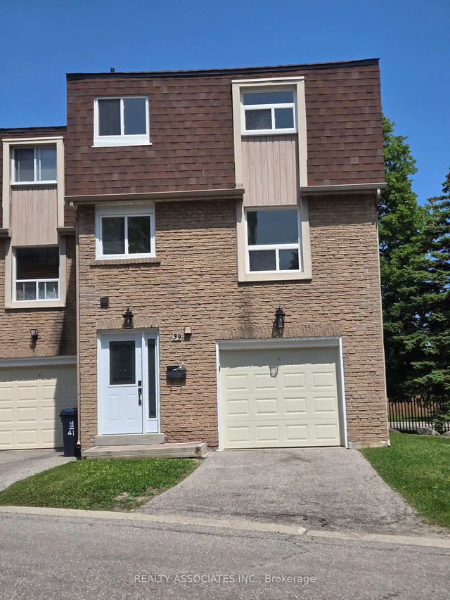 39 - 2 Stonehill Court