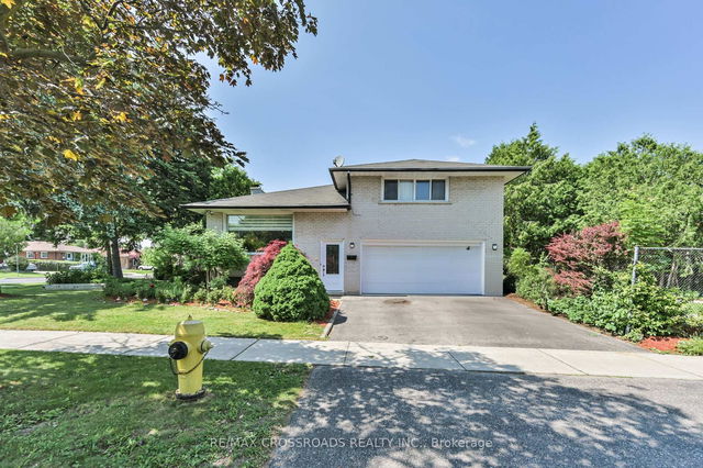 2 Eastpark Boulevard