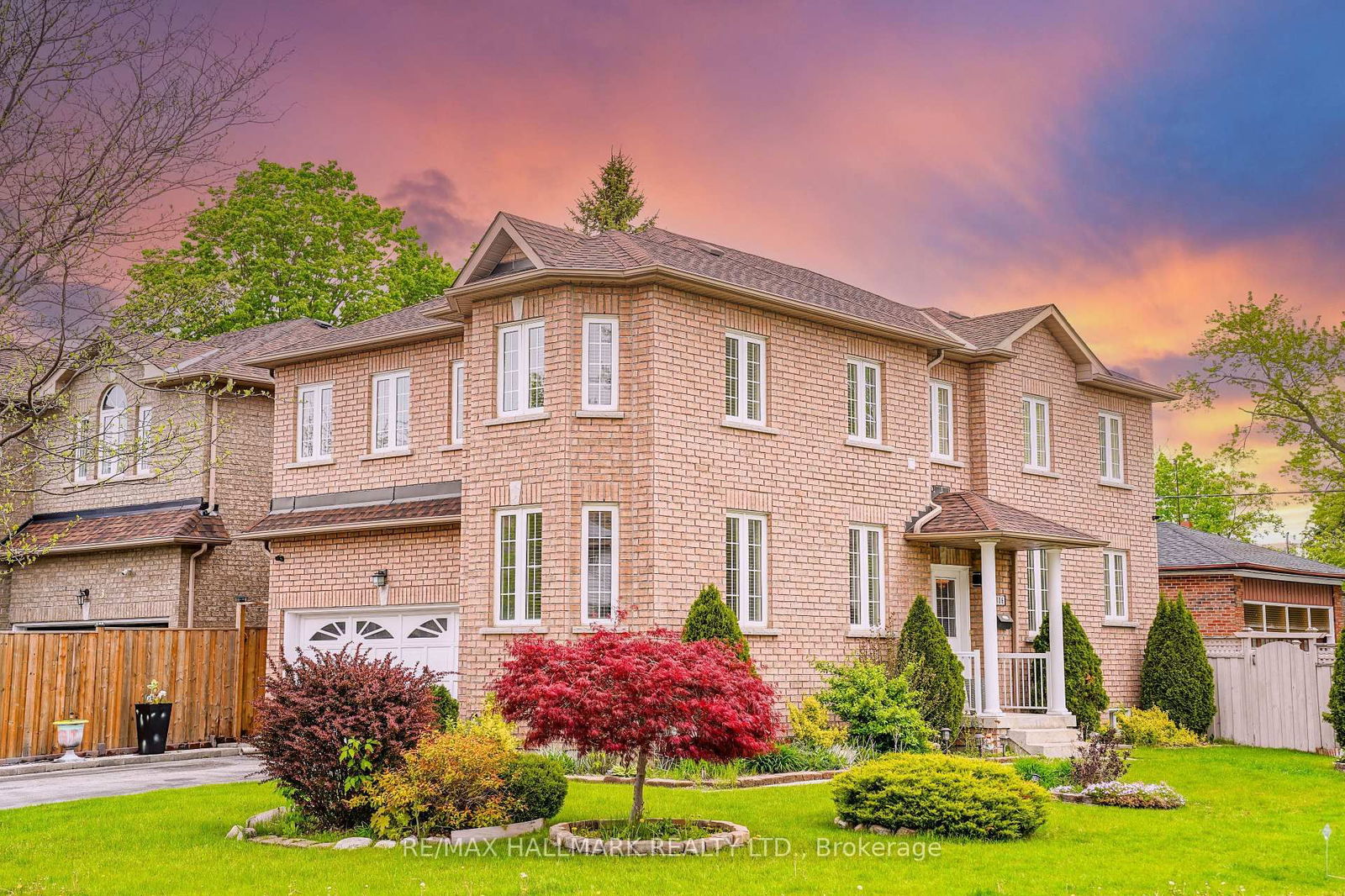 Detached House for sale at 106 Craggview Drive, Toronto, West Hill, M1E 2L8 - MLS: E12220485