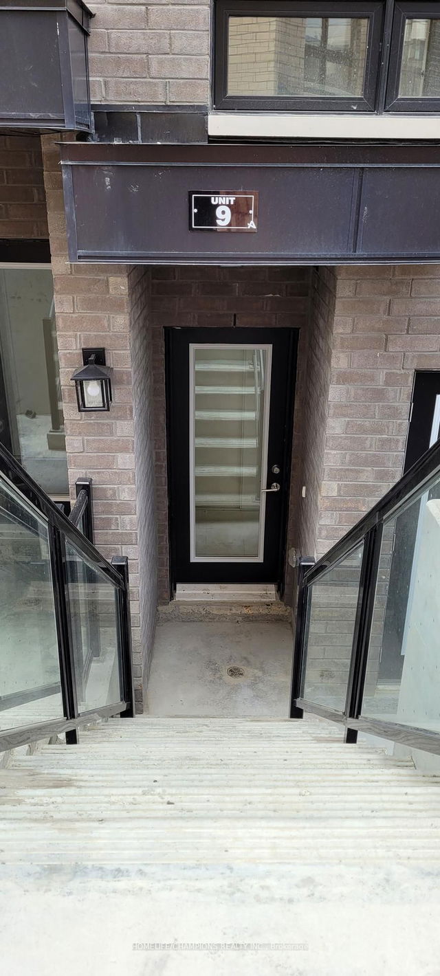 9 - 145 Tapscott Road