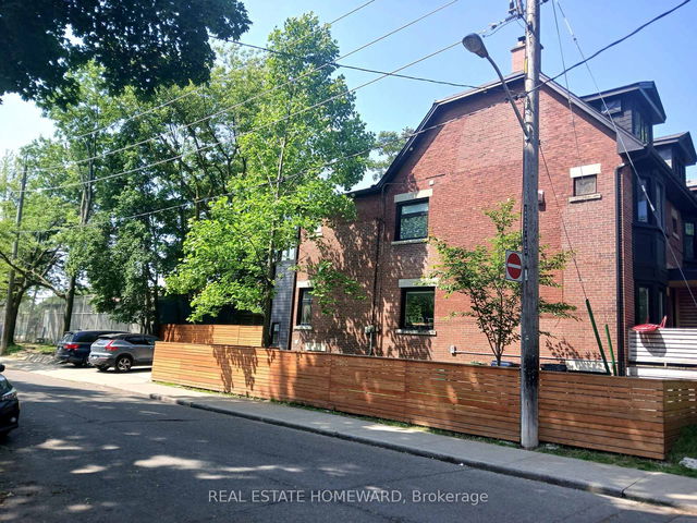 87 Browning Avenue