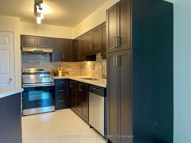 707 - 175 bamburgh Circle