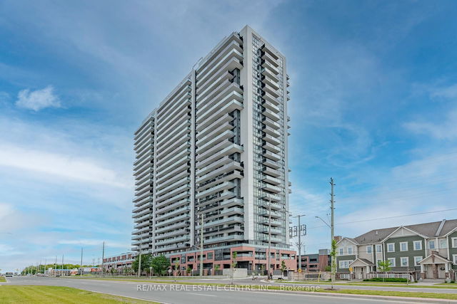 1004 - 2545 Simcoe Street N