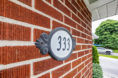 333 Clark St, Scugog - Port Perry image-0-3