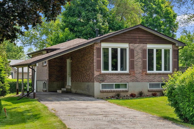 725 Hillview Crescent