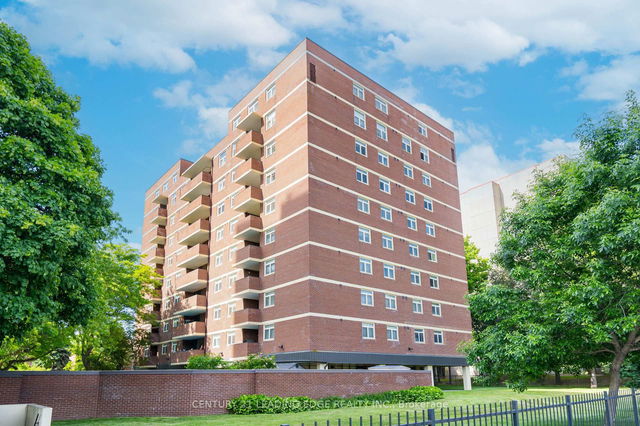 606 - 40 Chichester Place