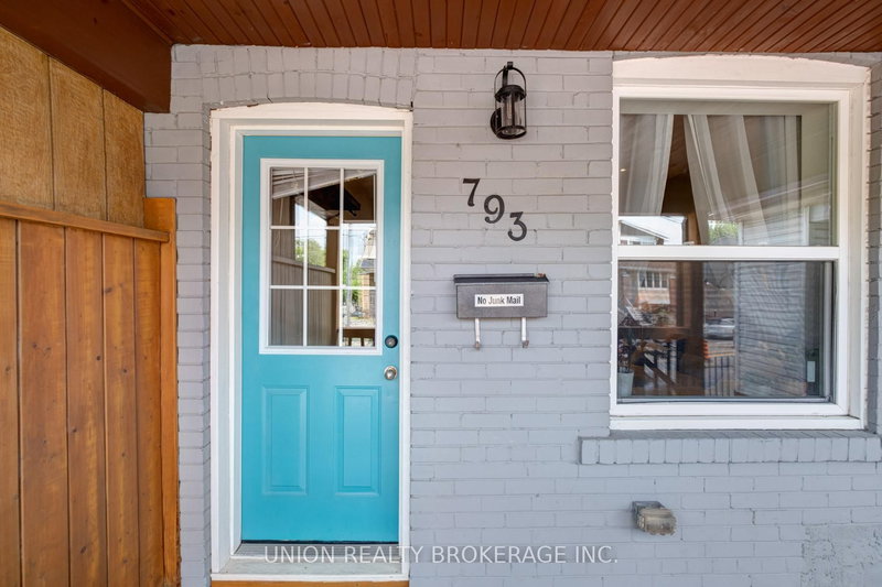793 Woodbine Ave, Toronto, M4E 2J5 | Image 2