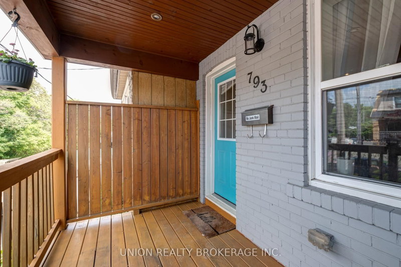 793 Woodbine Ave, Toronto, M4E 2J5 | Image 3