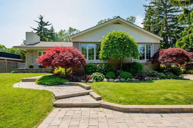 12 Guildcrest Drive